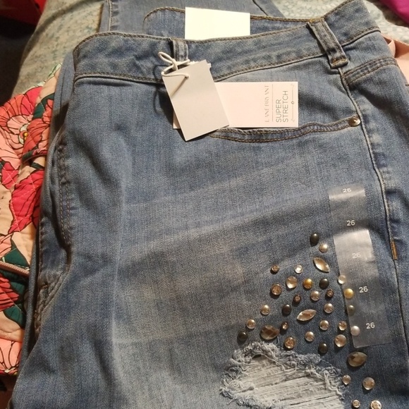 Lane Bryant Mid Rise Jeans - Picture 1 of 6